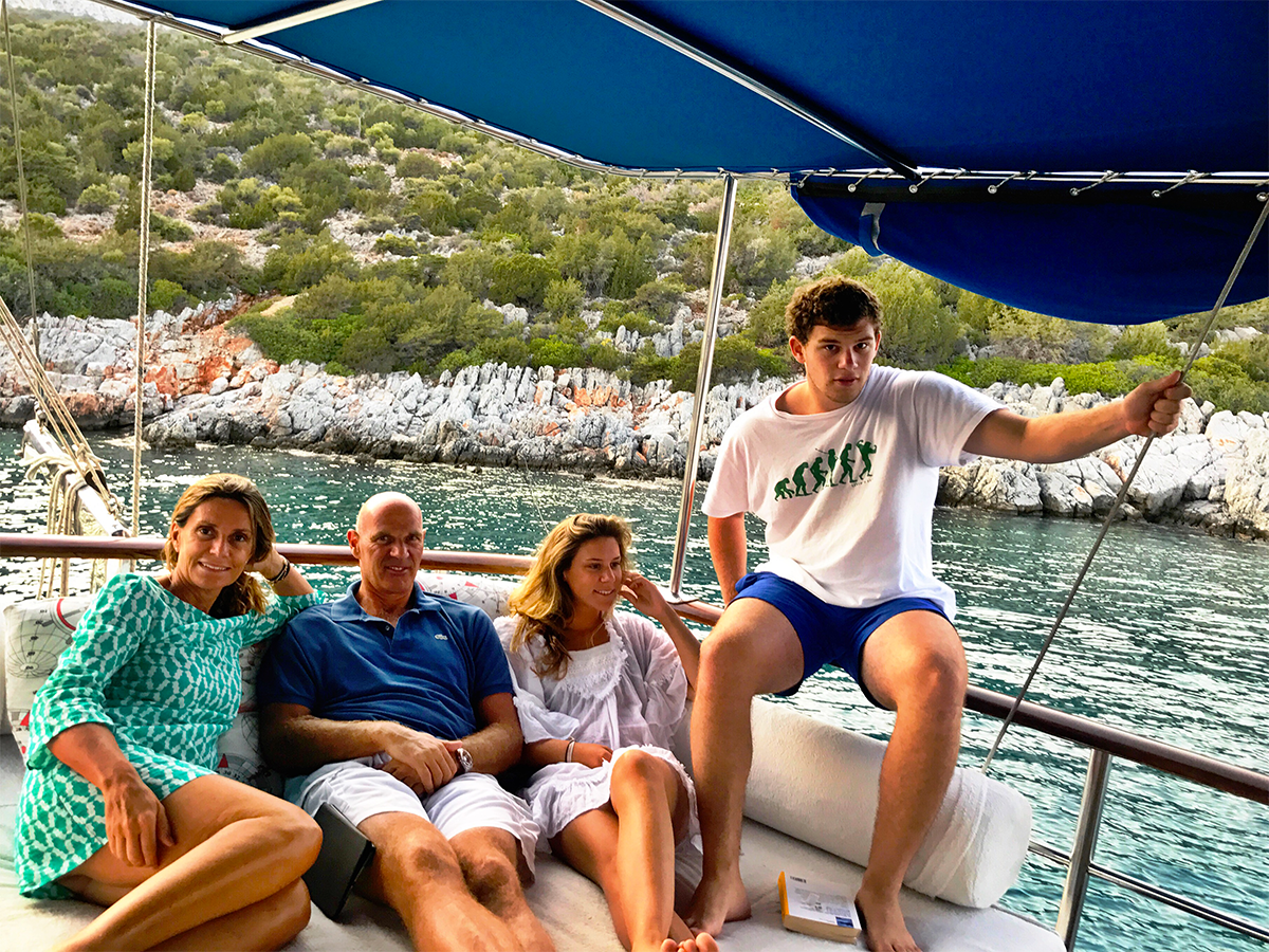 Caicco in Greece, family picture